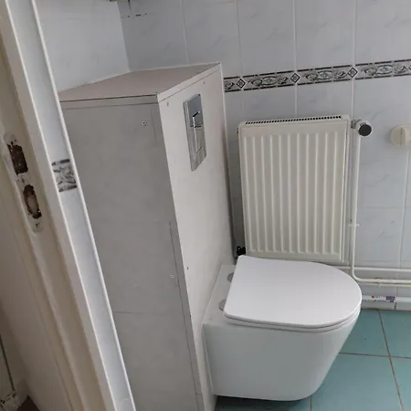 Beau F3 Proche Hopital Central, Thermal