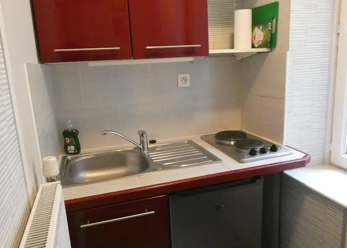 Beau F3 Proche Hôpital Central, Thermal Apartamento