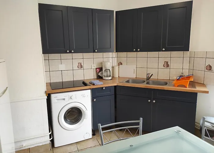 Beau F3 Proche Hôpital Central, Thermal *